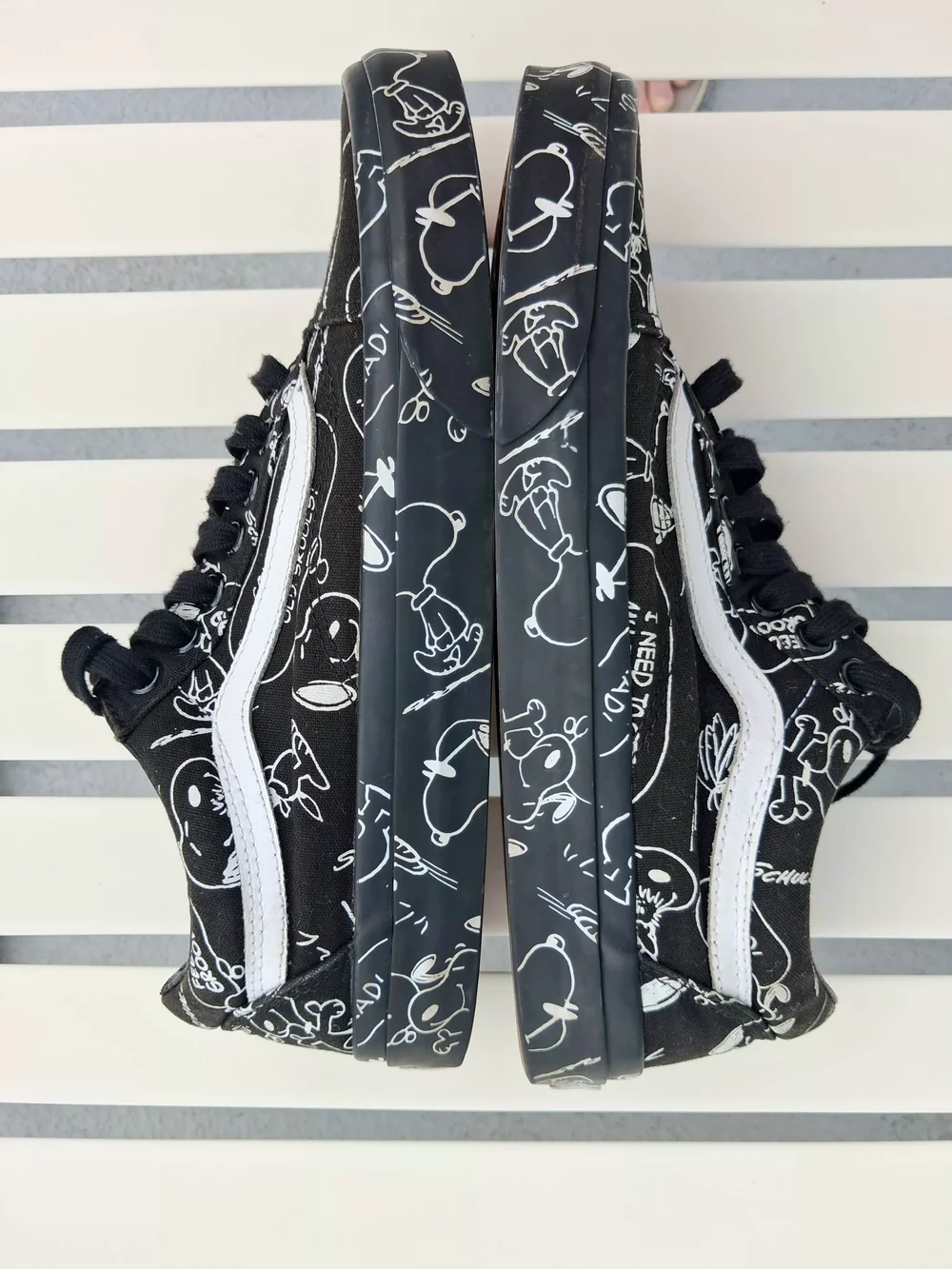 Vans X Peanuts Snoopy Old Skool SK8 White Graphic Lace-Up Unisex Sneakers M8W9.5